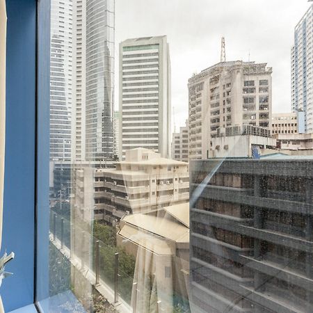 Csuites At Two Central Residences Makati City Luaran gambar