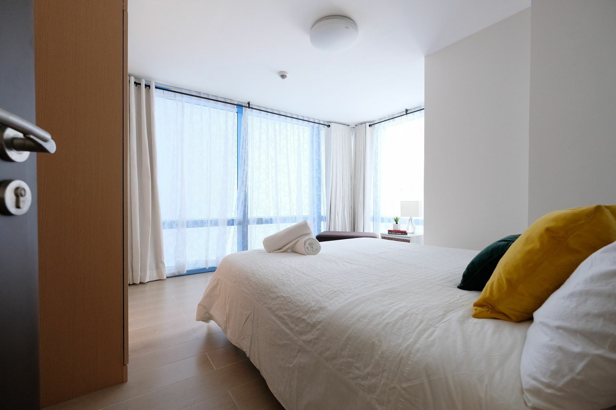 Csuites At Two Central Residences Makati City Luaran gambar